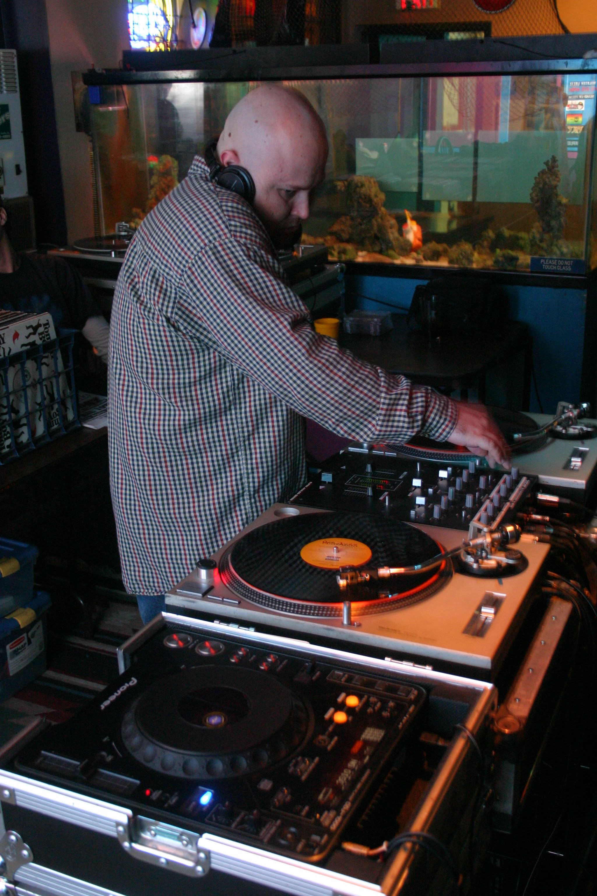 2005-03-15 Essential Tue @ The Abyss cover